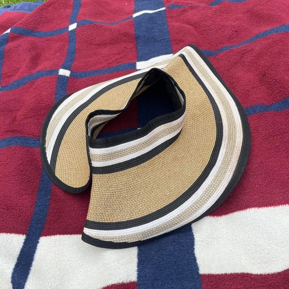 Eric Javits Brooke Squishee Champ Visor Natural Black cream white Straw Sun Hat